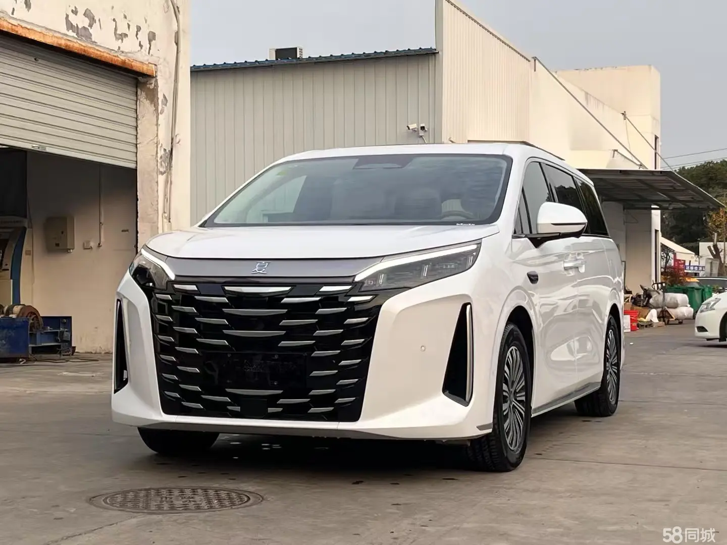 BYD Xia 2024 BYD Xia 2024 car image