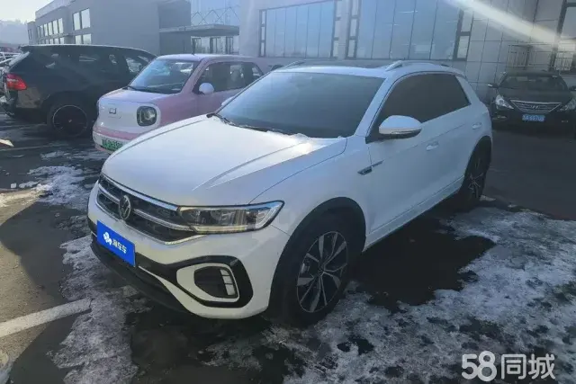 Volkswagen T-Roc 2024 汽车图片 