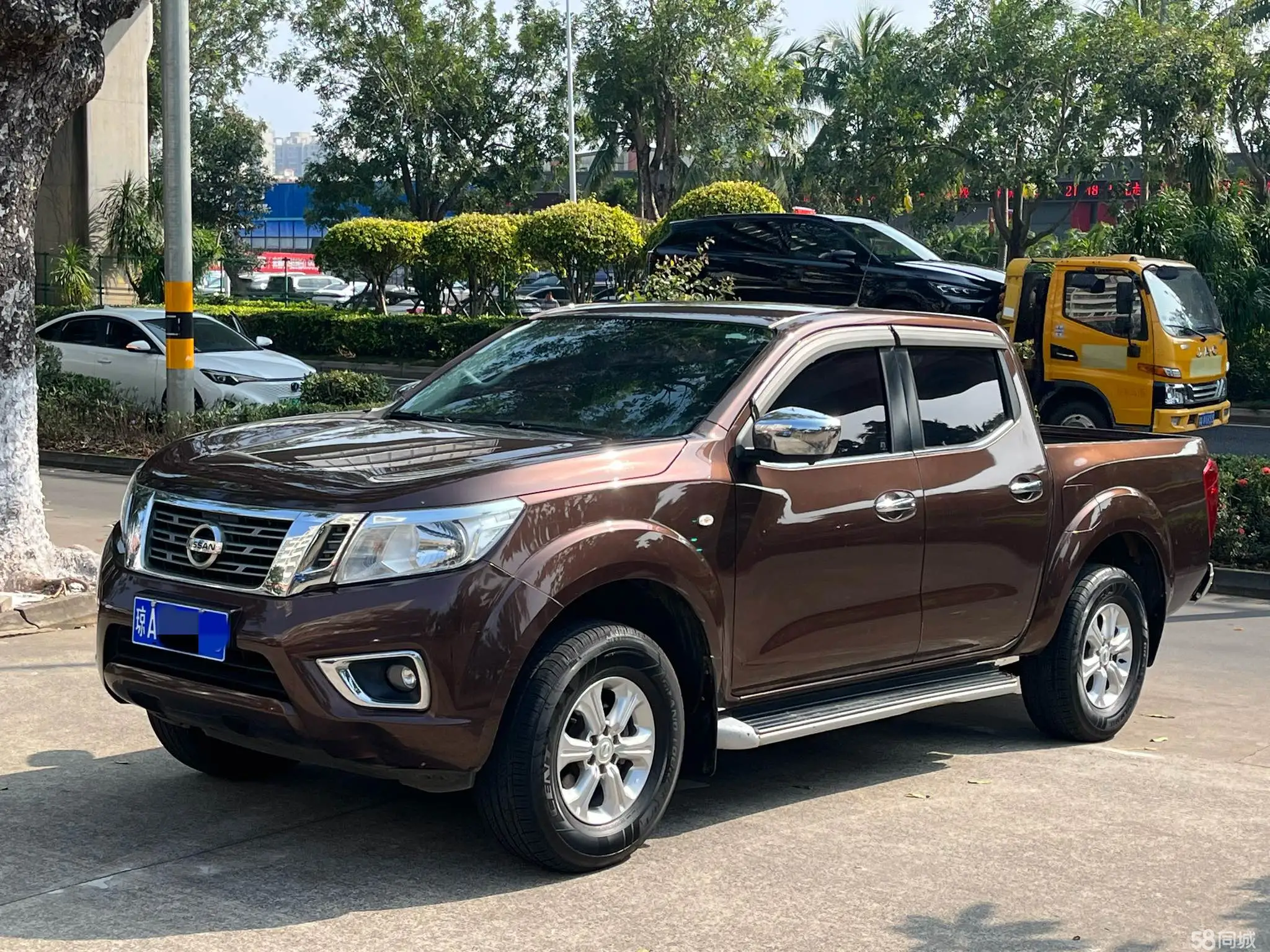 Nissan Navara 2018 汽车图片 