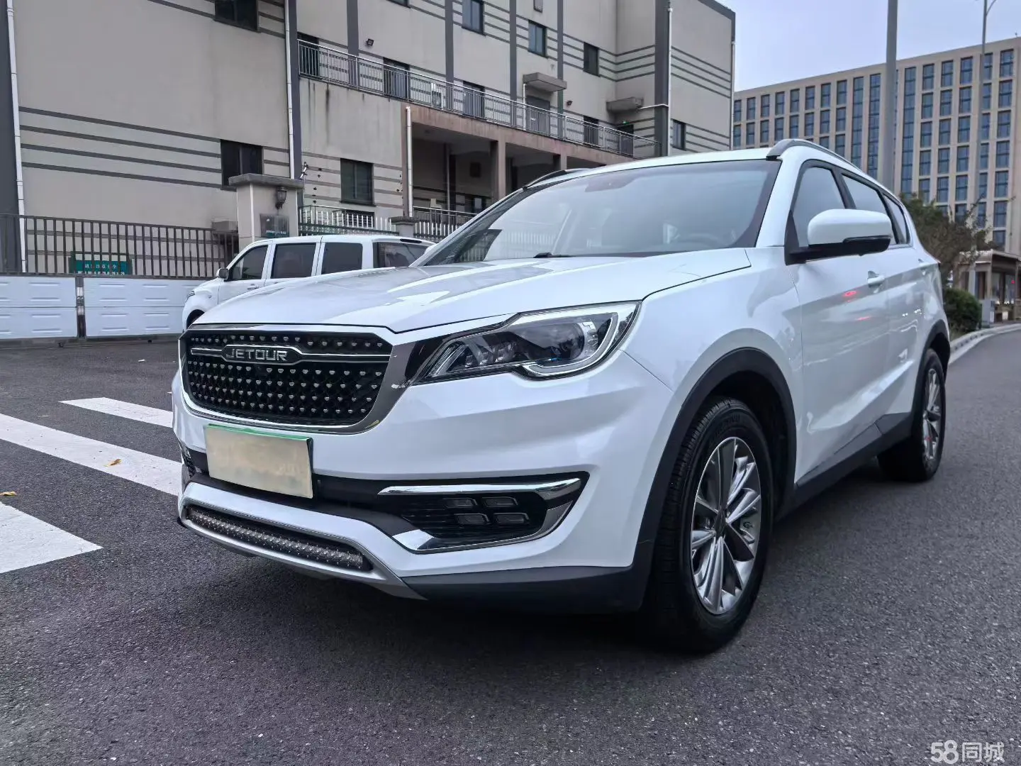 Jetour X70 2018 car image 