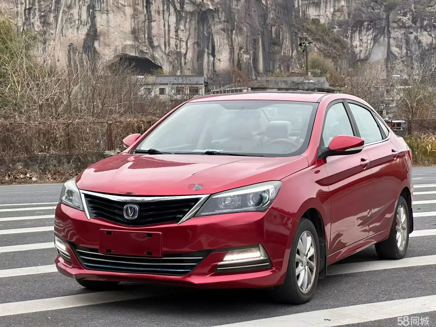 Changan Alsvin V7 2017 car image 