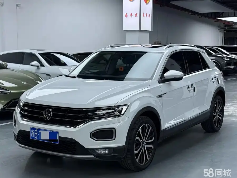 Volkswagen T-Roc 2021 Volkswagen T-Roc 2021 car image