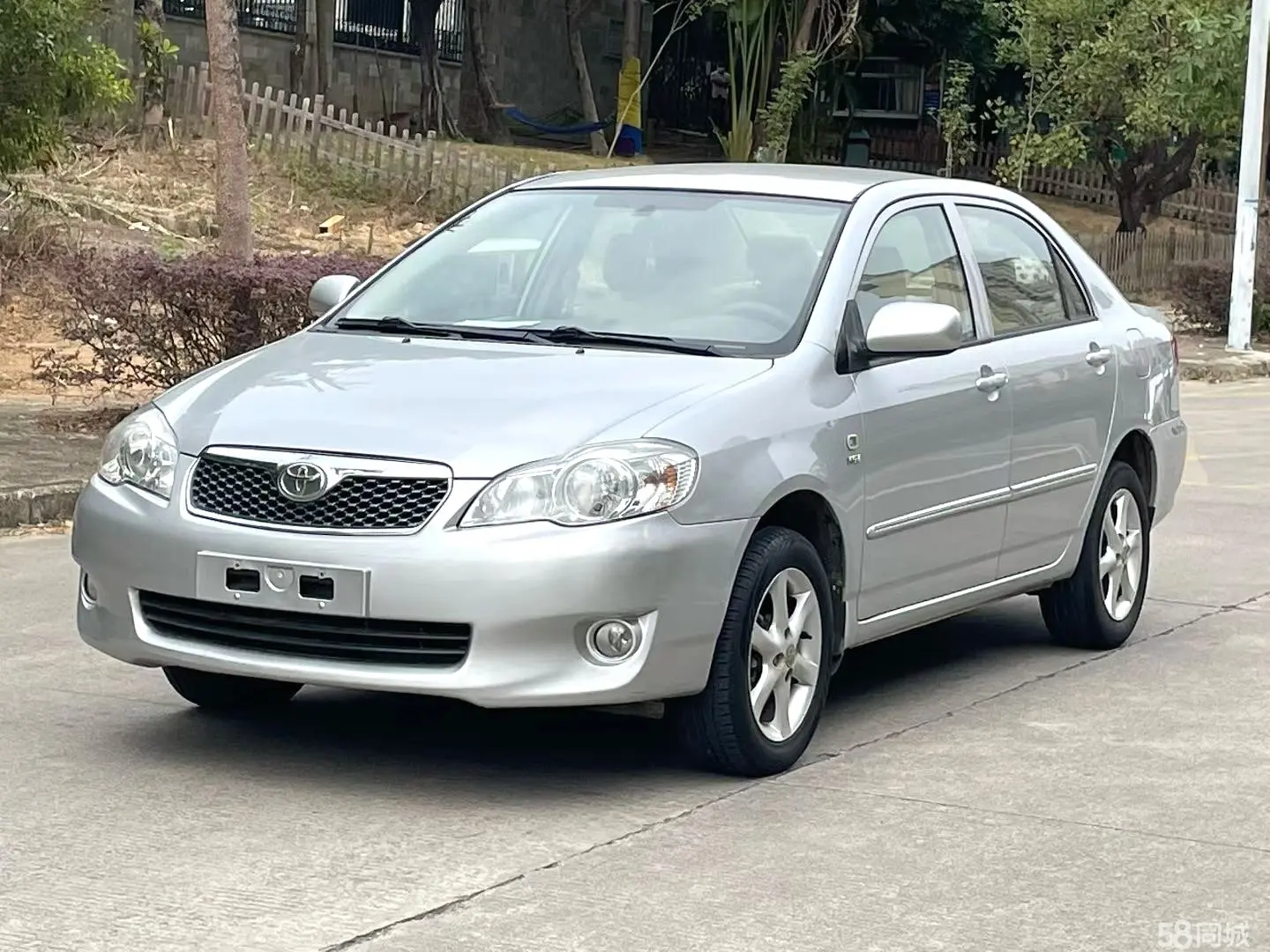 Toyota Corolla (Classic) 2011 car image 