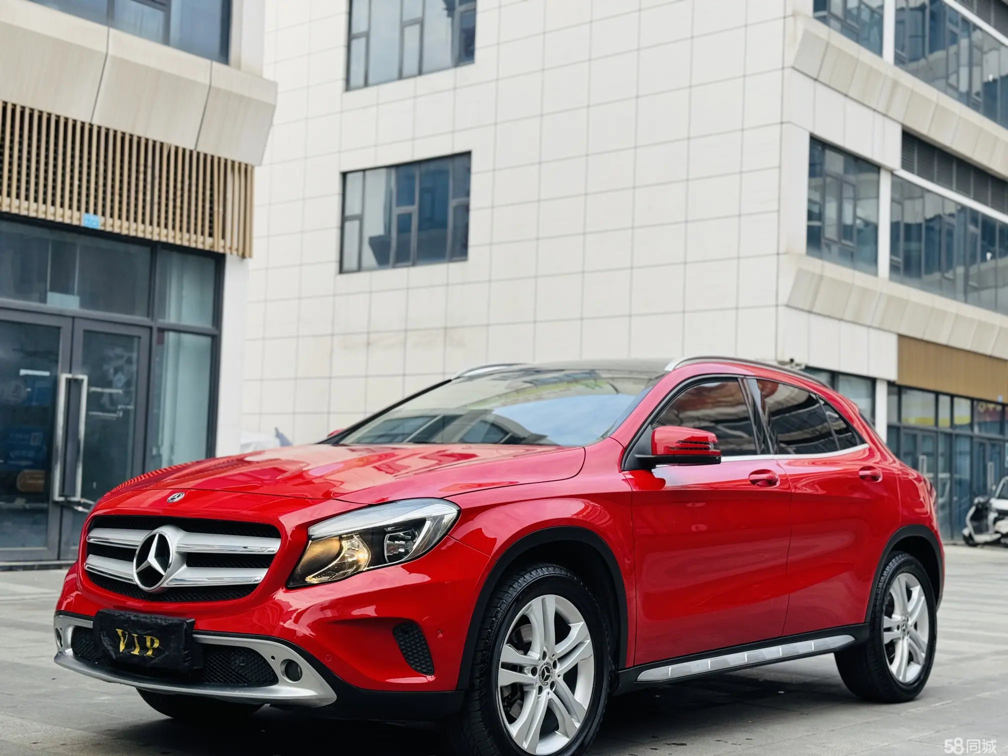 Mercedes-Benz GLA Class 2017 Mercedes-Benz GLA Class 2017 汽车图片