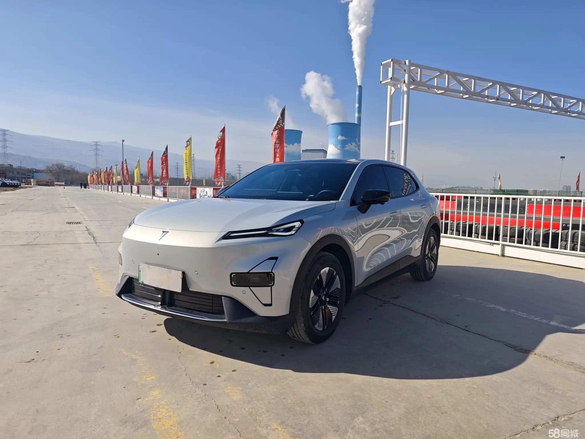 Deepal S05 2025 car image 