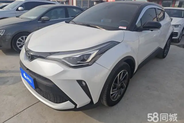 Toyota C-HR 2022 汽车图片 
