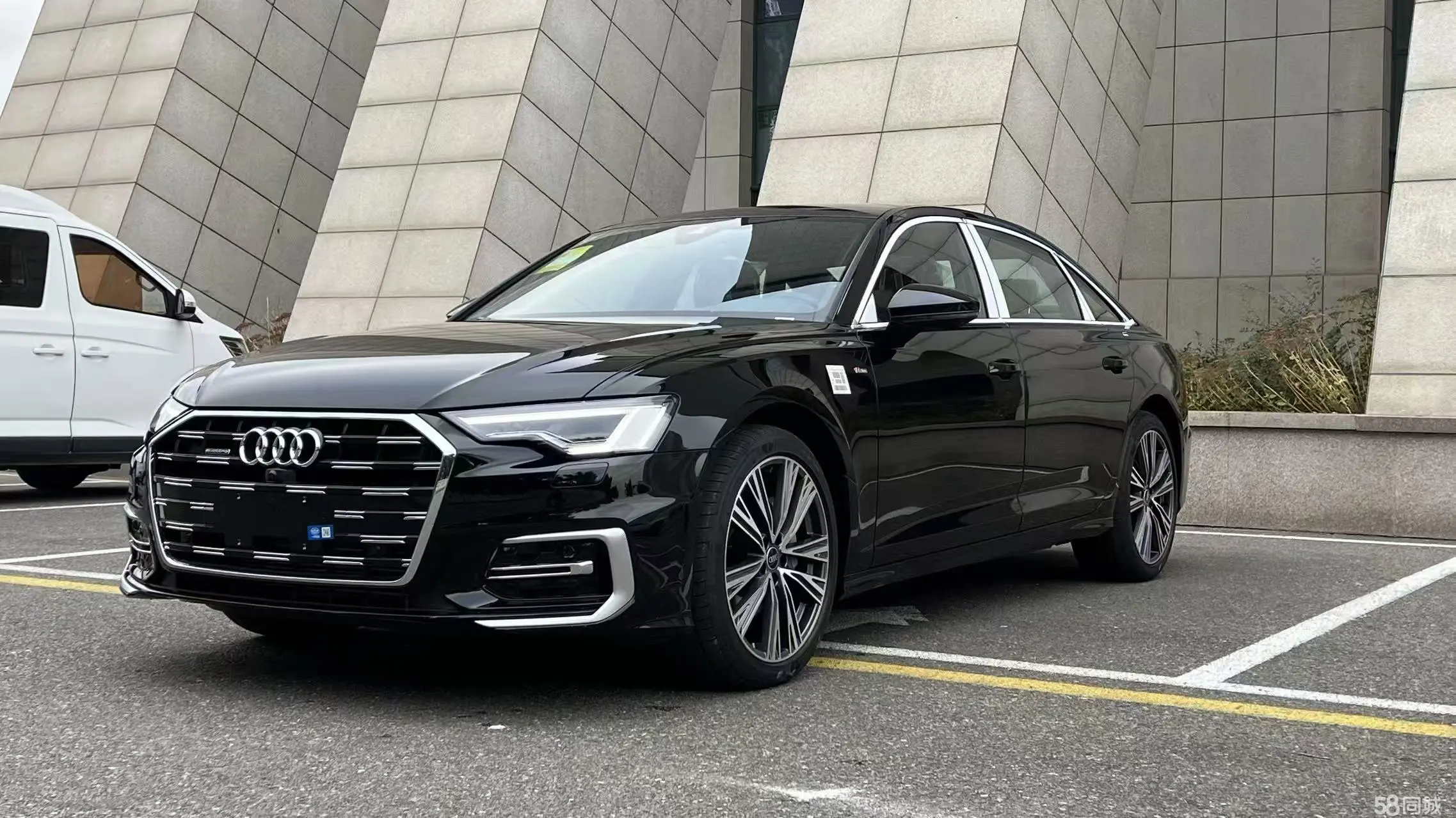 Audi A6L 2025 car image 