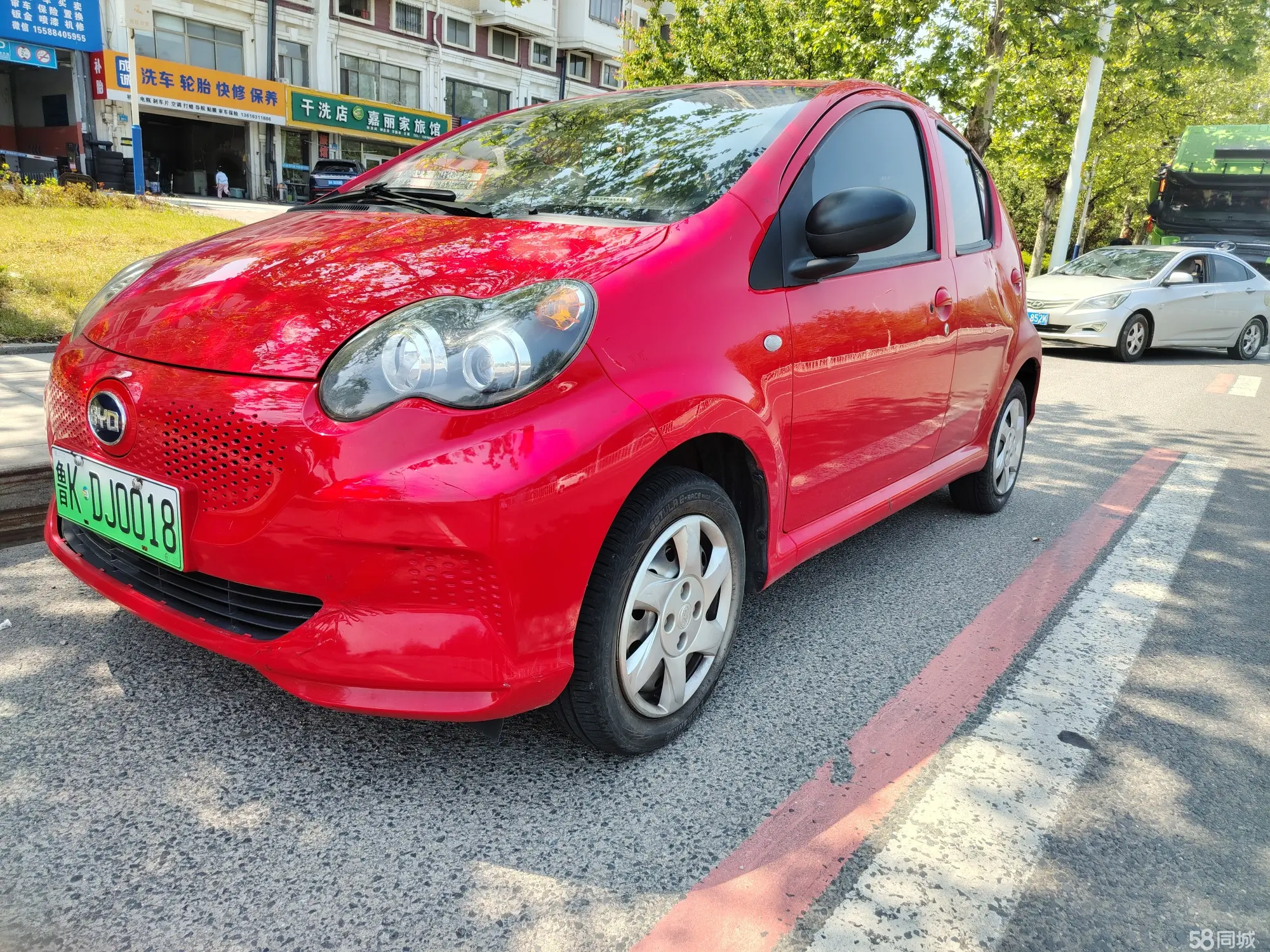 BYD e1 2019 car image 