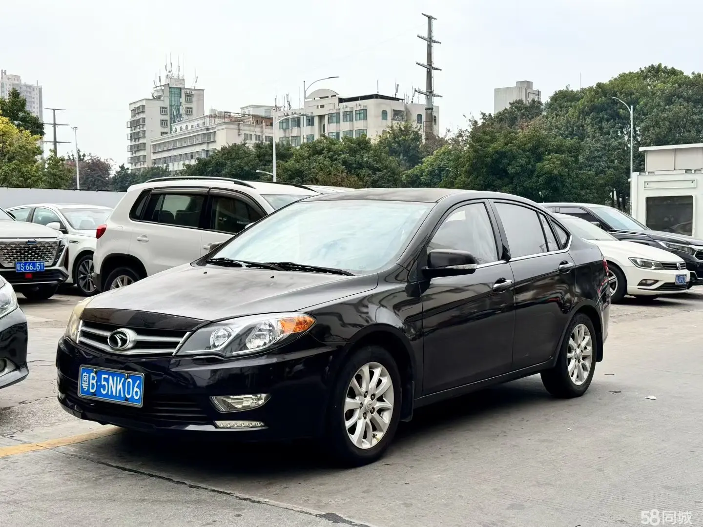 Soueast V5 Lingzhi 2013 汽车图片 