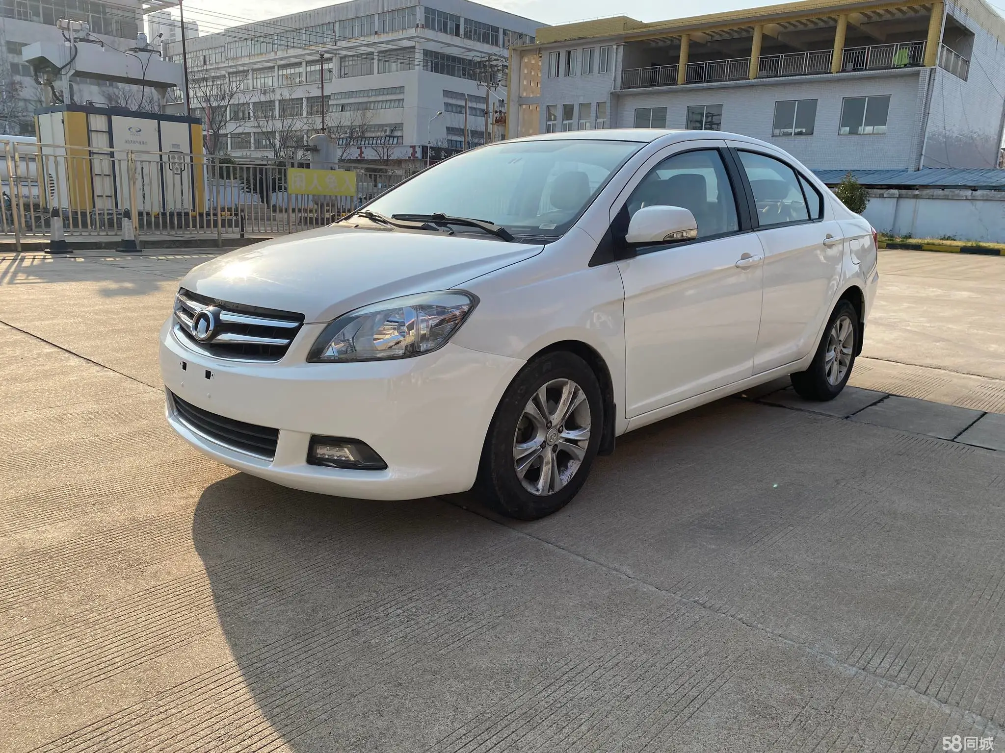 Great Wall C30 2013 car image 