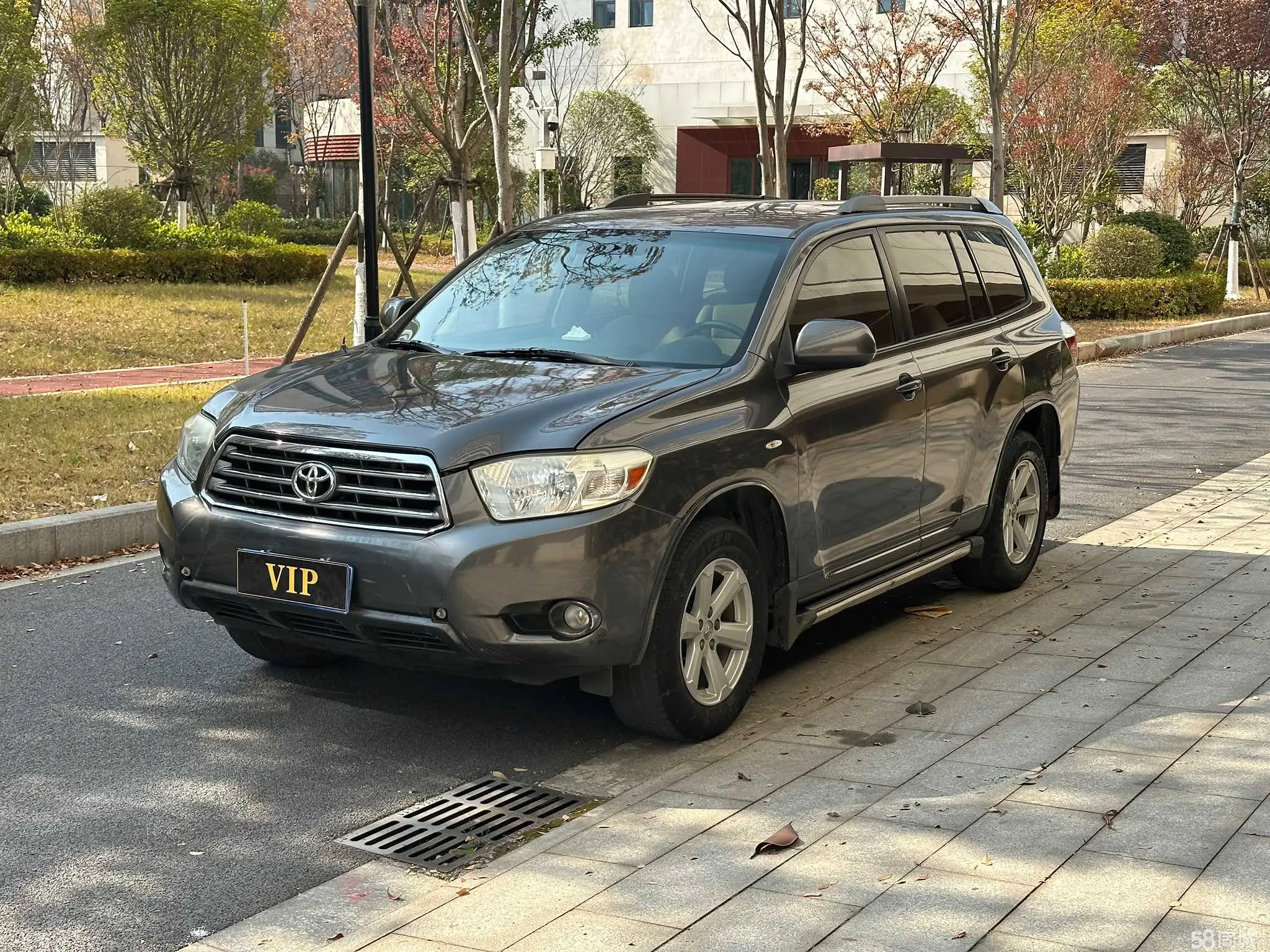 Toyota Highlander 2009 汽车图片 
