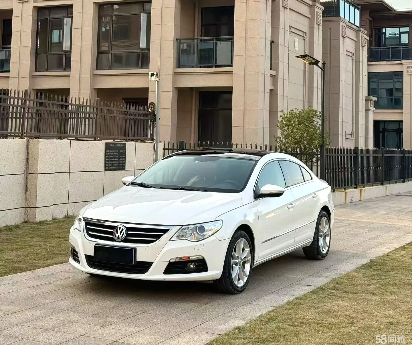 Volkswagen CC (FAW-Volkswagen) 2011 汽车图片 