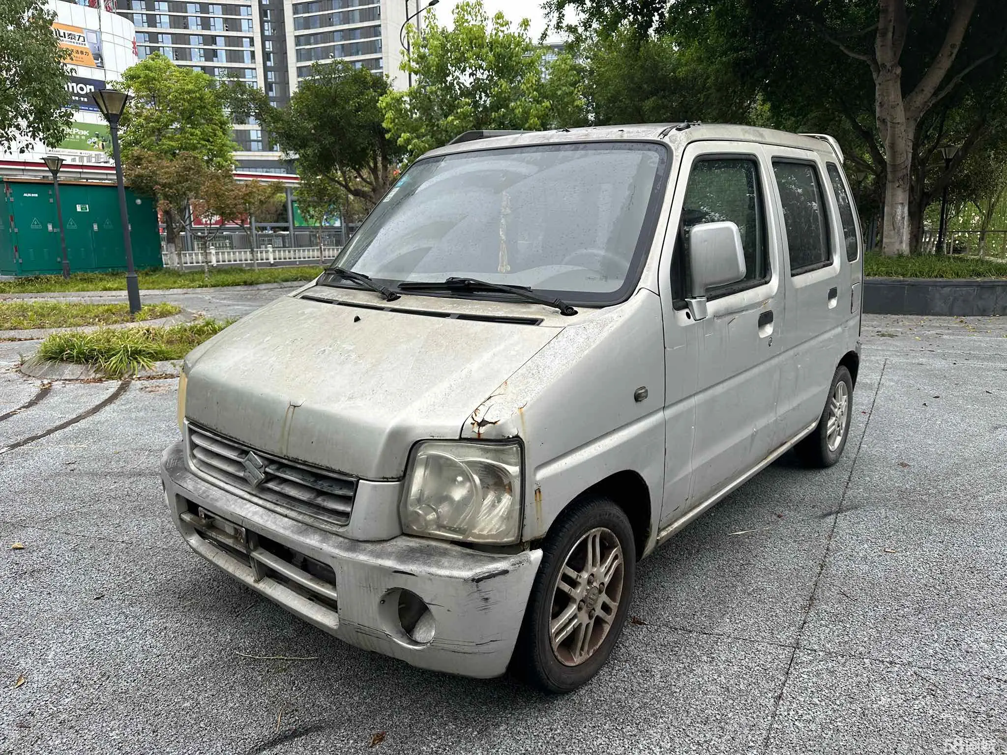 Suzuki Wagon R 2013 汽车图片 