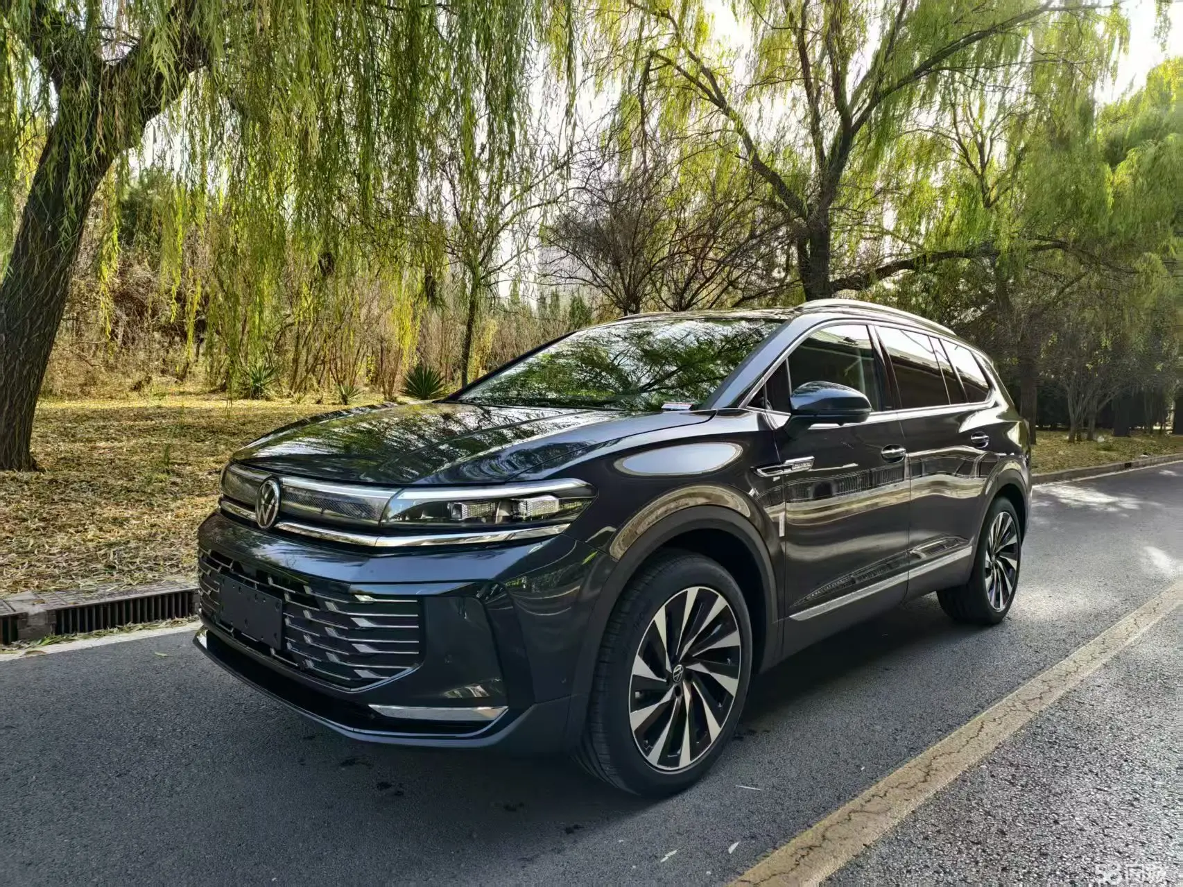 Volkswagen Talagon 2025 Volkswagen Talagon 2025 immagine di auto