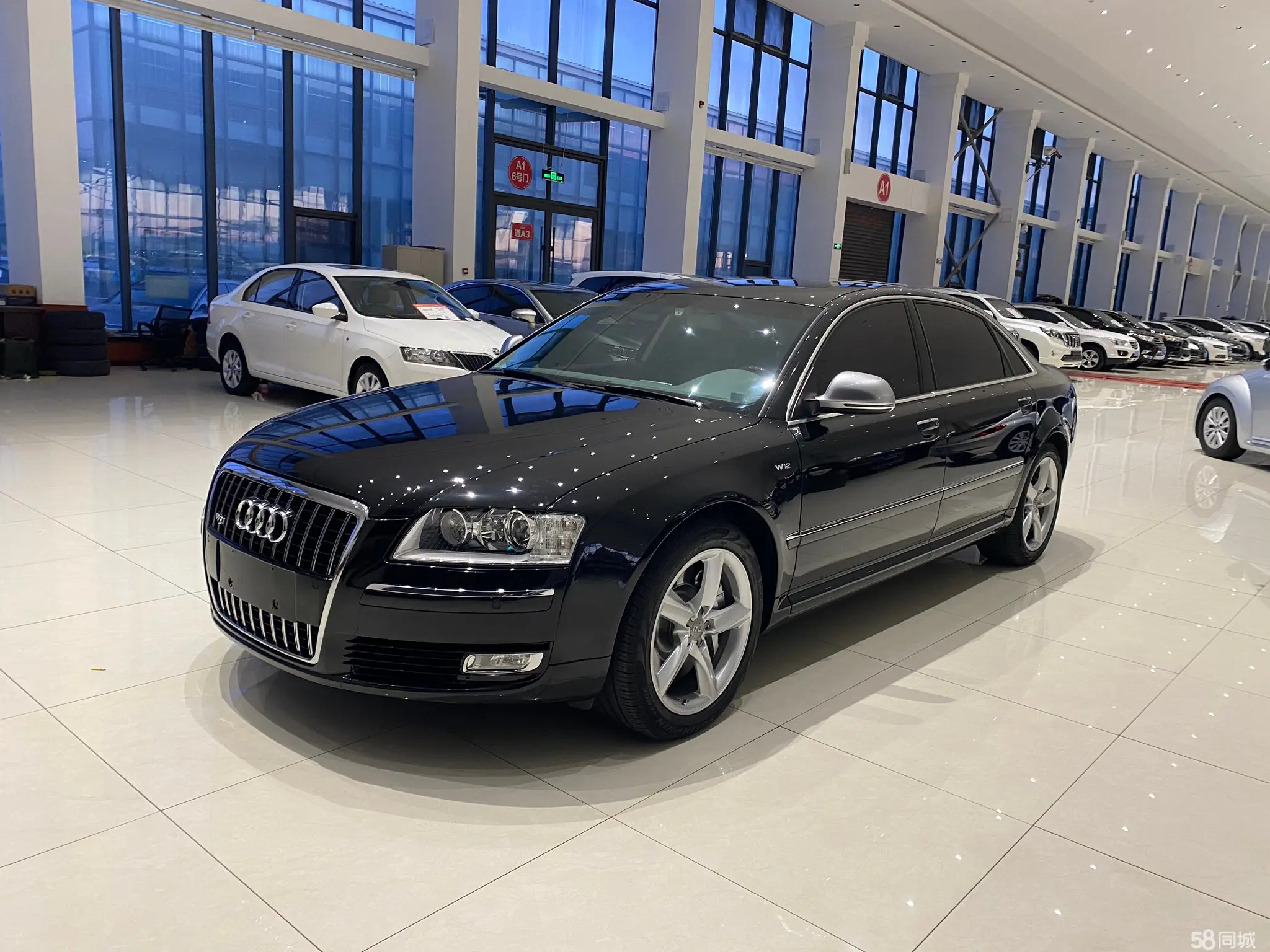Audi A8 2009 car image 