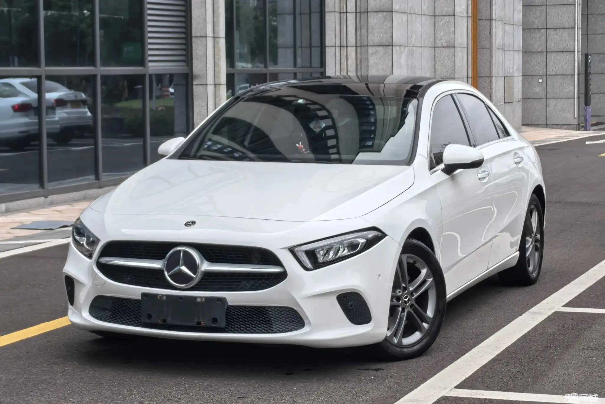 Mercedes-Benz A Class 2019 car image 