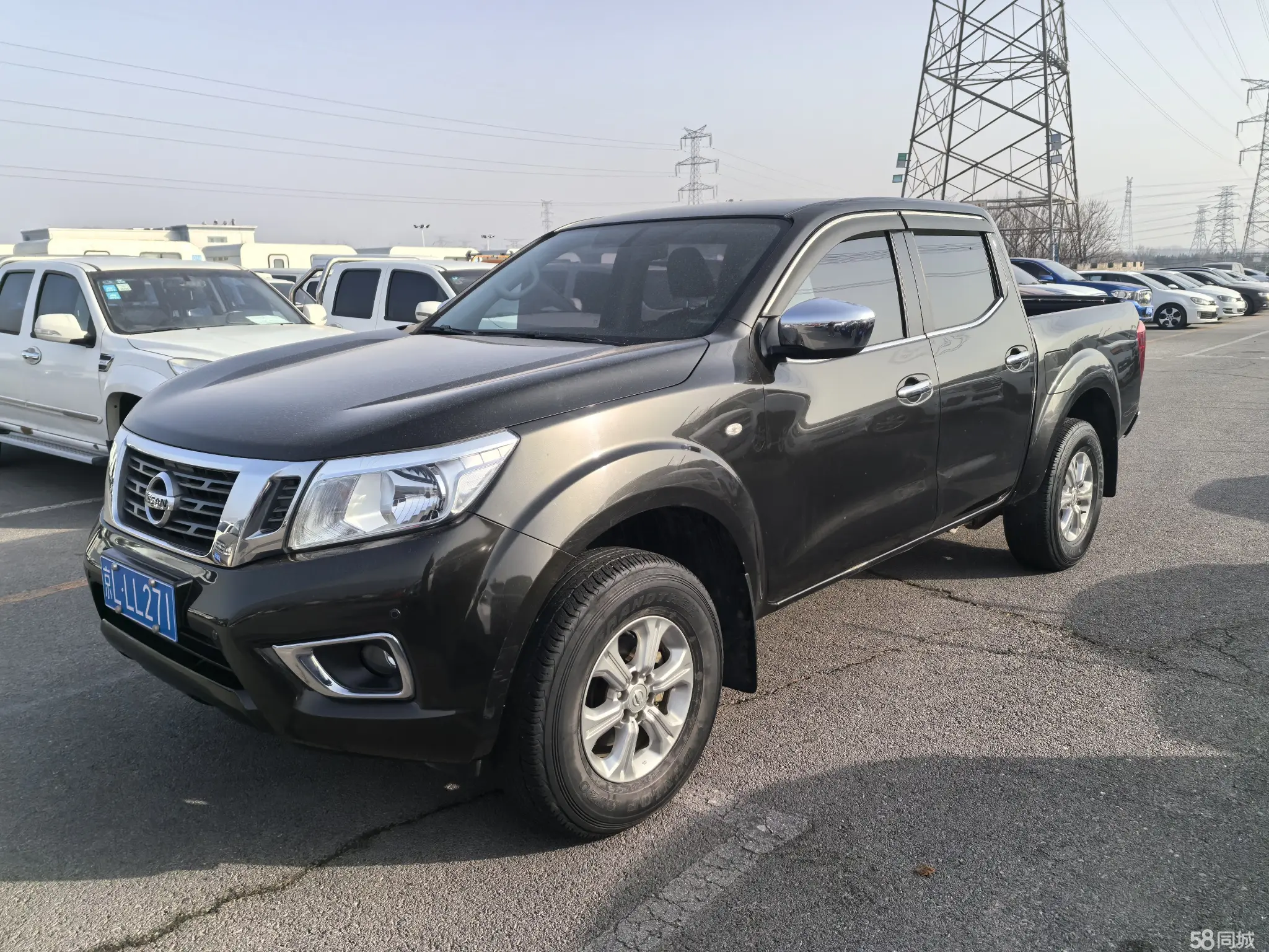Nissan Navara 2019 汽车图片 