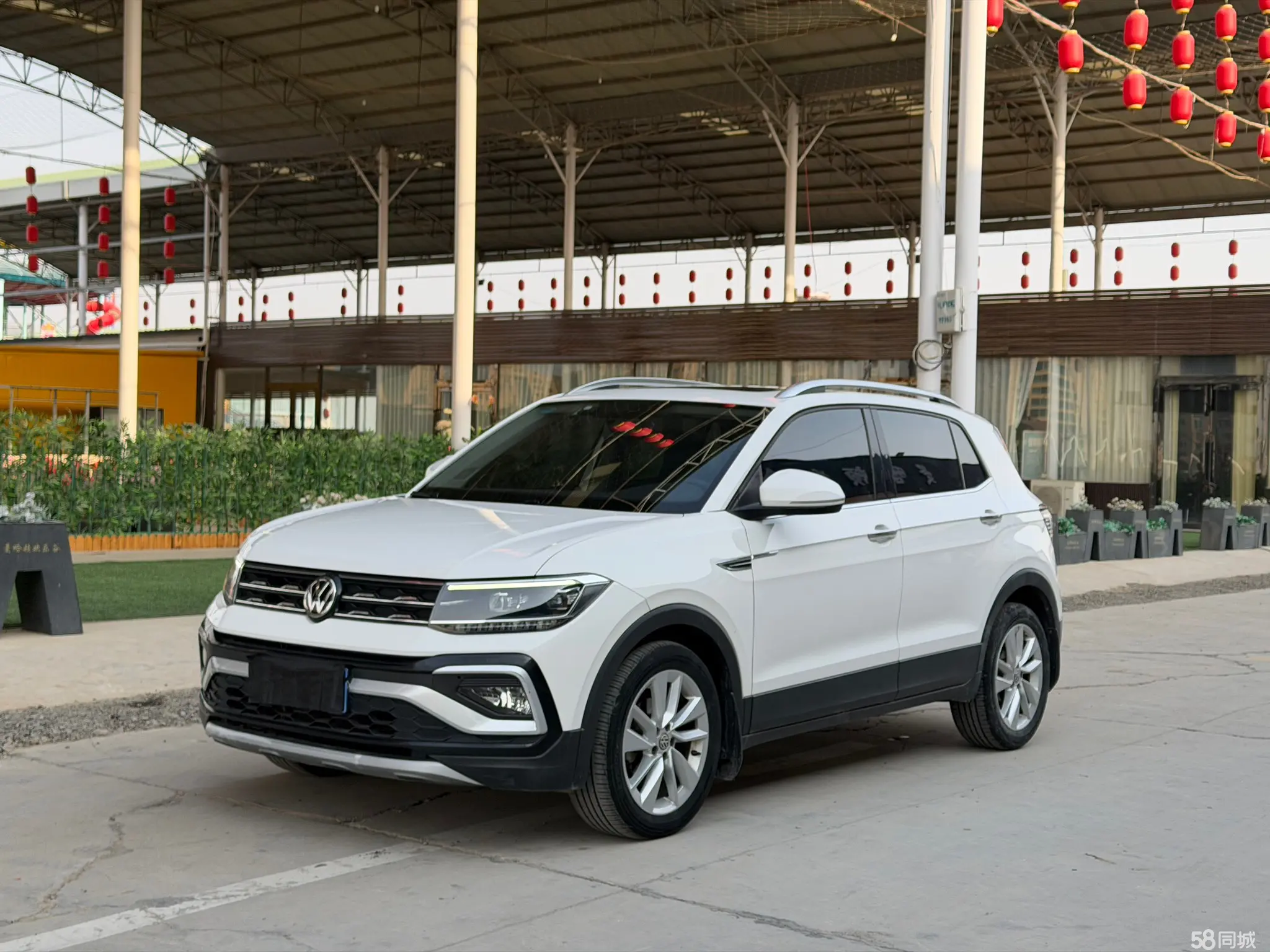 Volkswagen T-Cross 2020 immagine di auto 