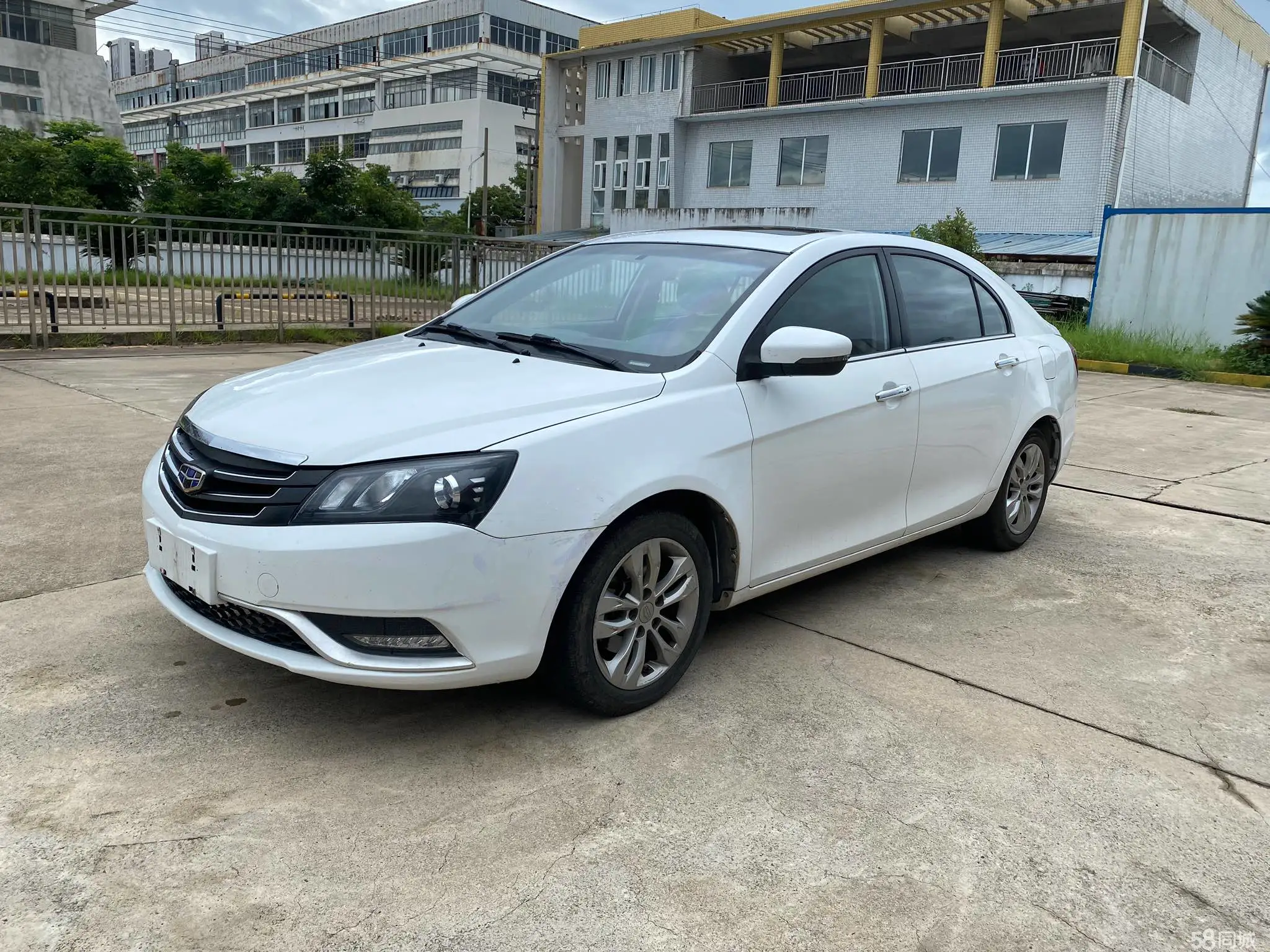 GEELY Emgrand 2016 GEELY Emgrand 2016 car image