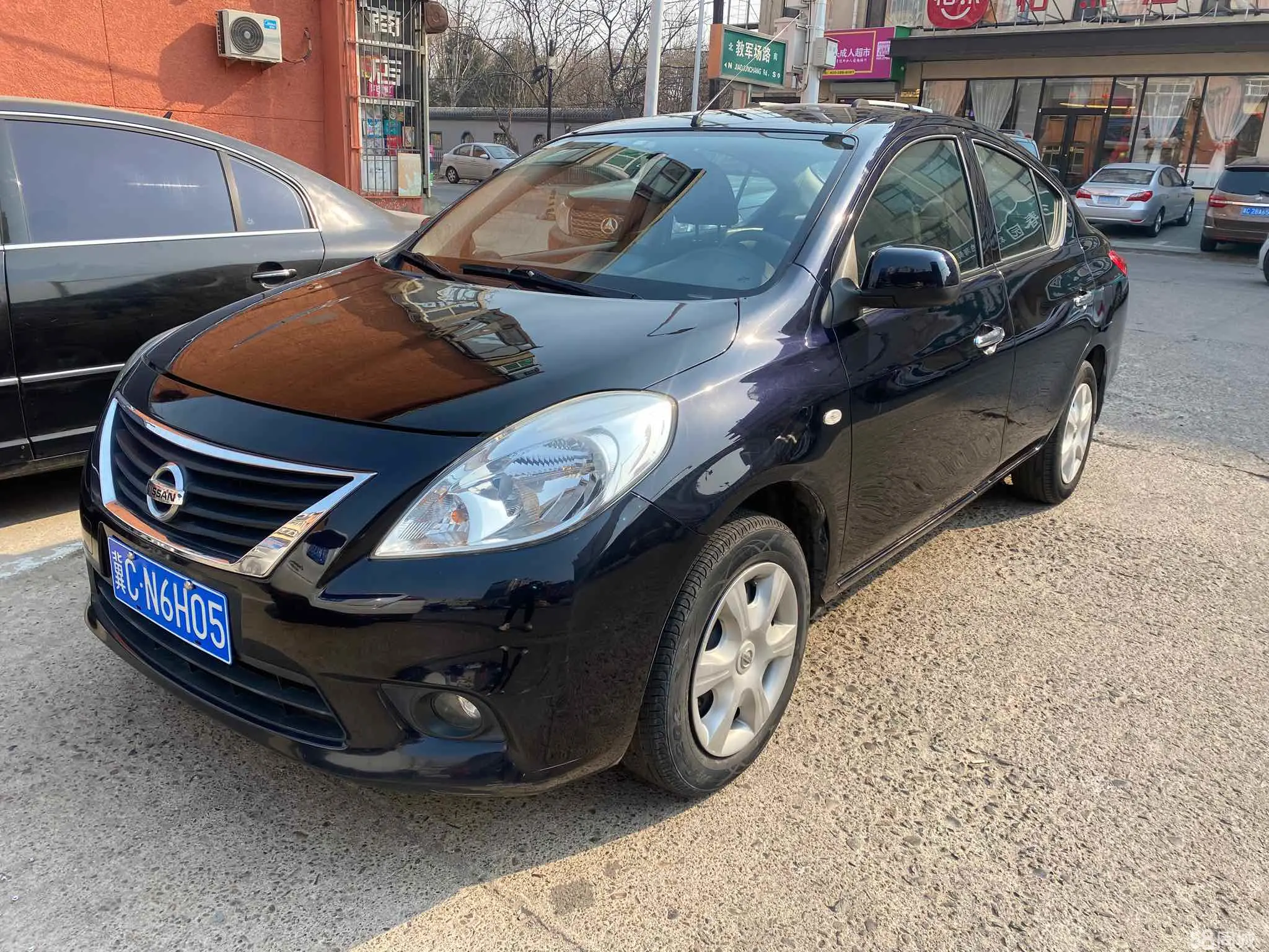 Nissan Sunny 2013 汽车图片 