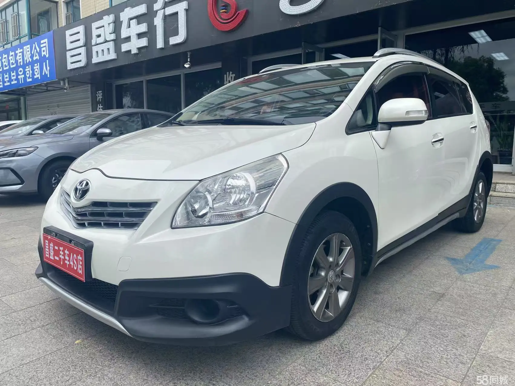 Toyota Verso 2017 car image 