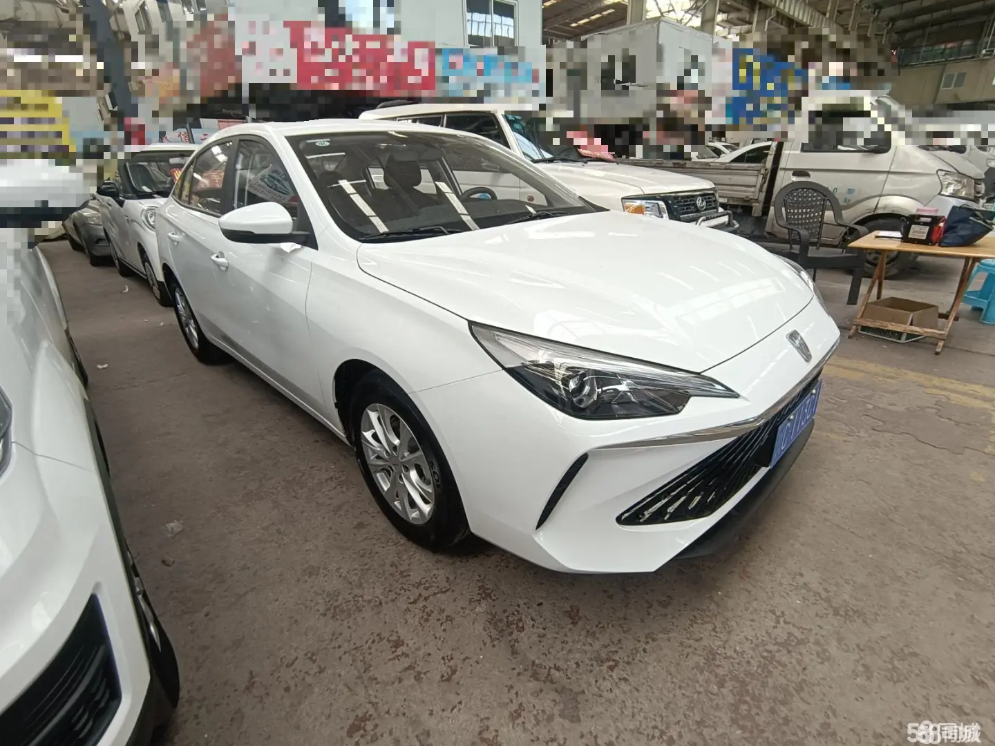 Roewe i5 2025 car image 