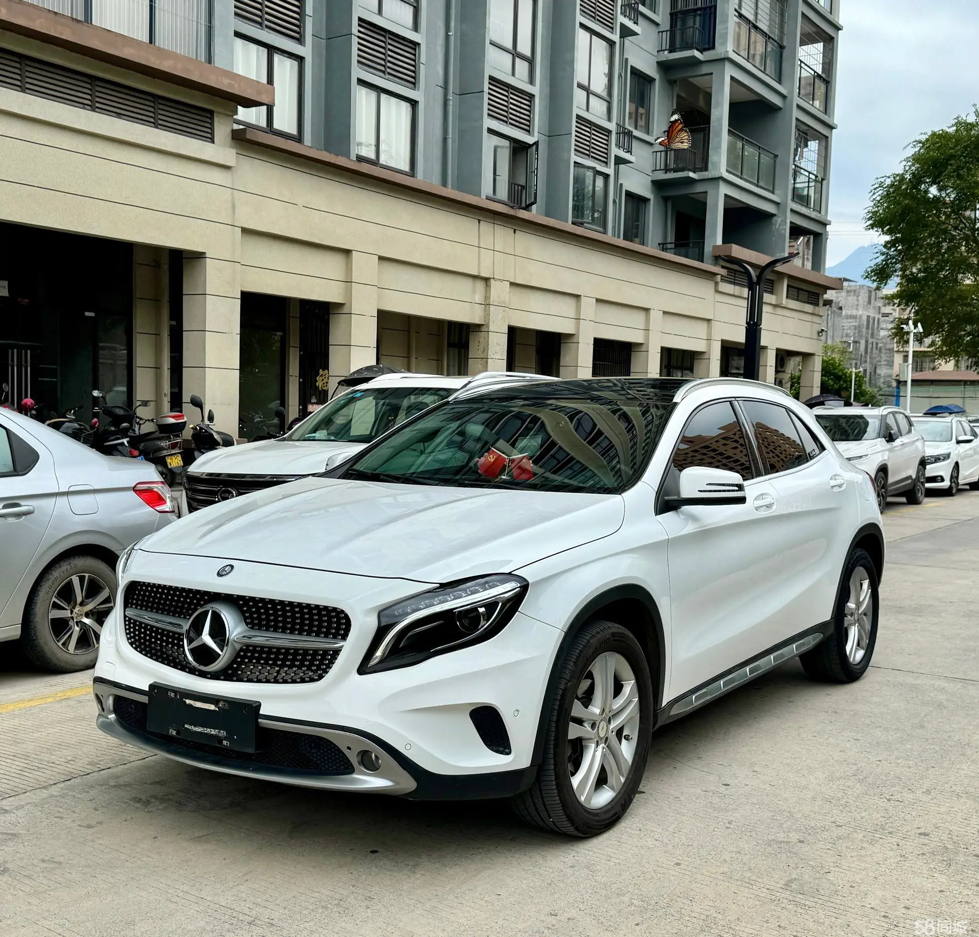Mercedes-Benz GLA Class 2016 Mercedes-Benz GLA Class 2016 汽车图片