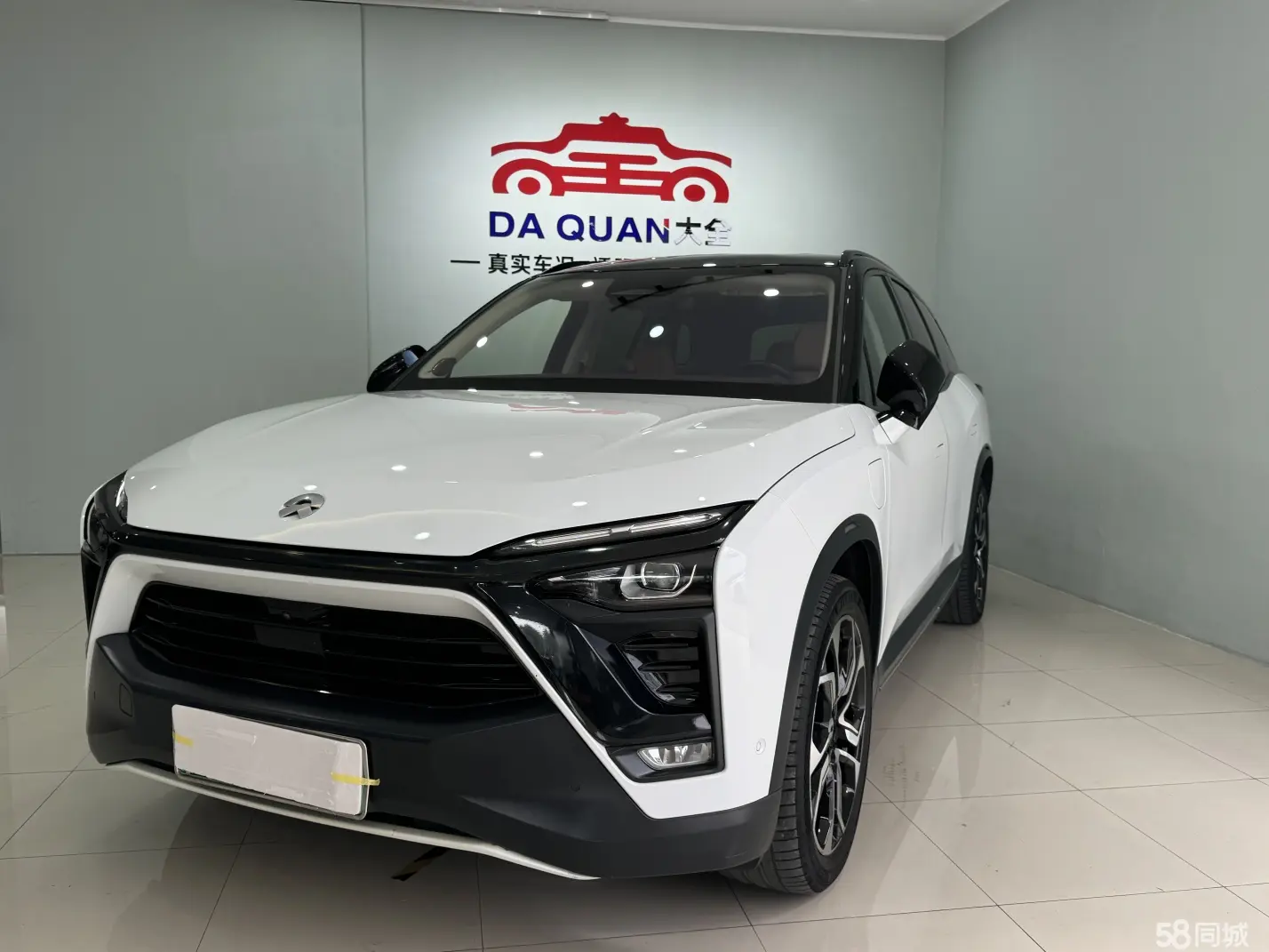 NIO ES8 2018 NIO ES8 2018 car image