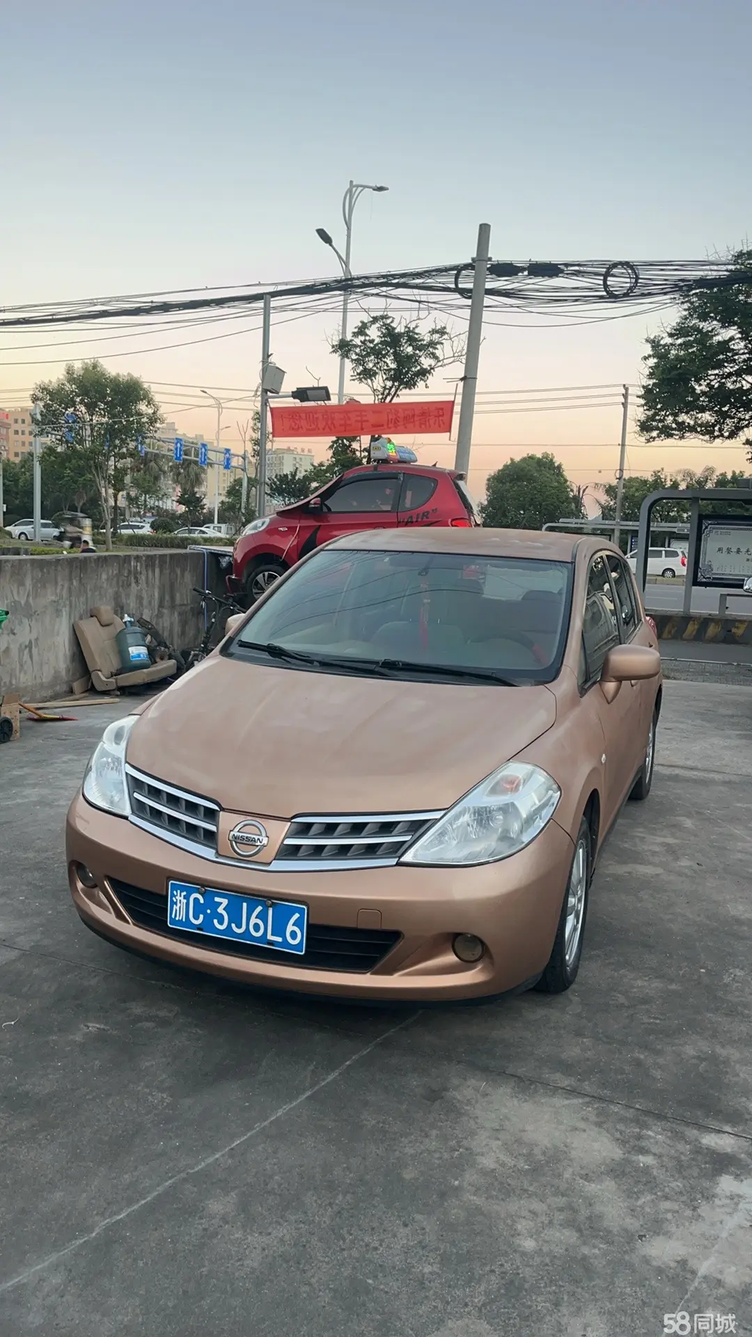 Nissan Tiida Sedan 2008 汽车图片 