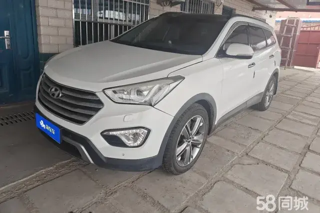 Toyota Grand Santa Fe 2014 Toyota Grand Santa Fe 2014 car image