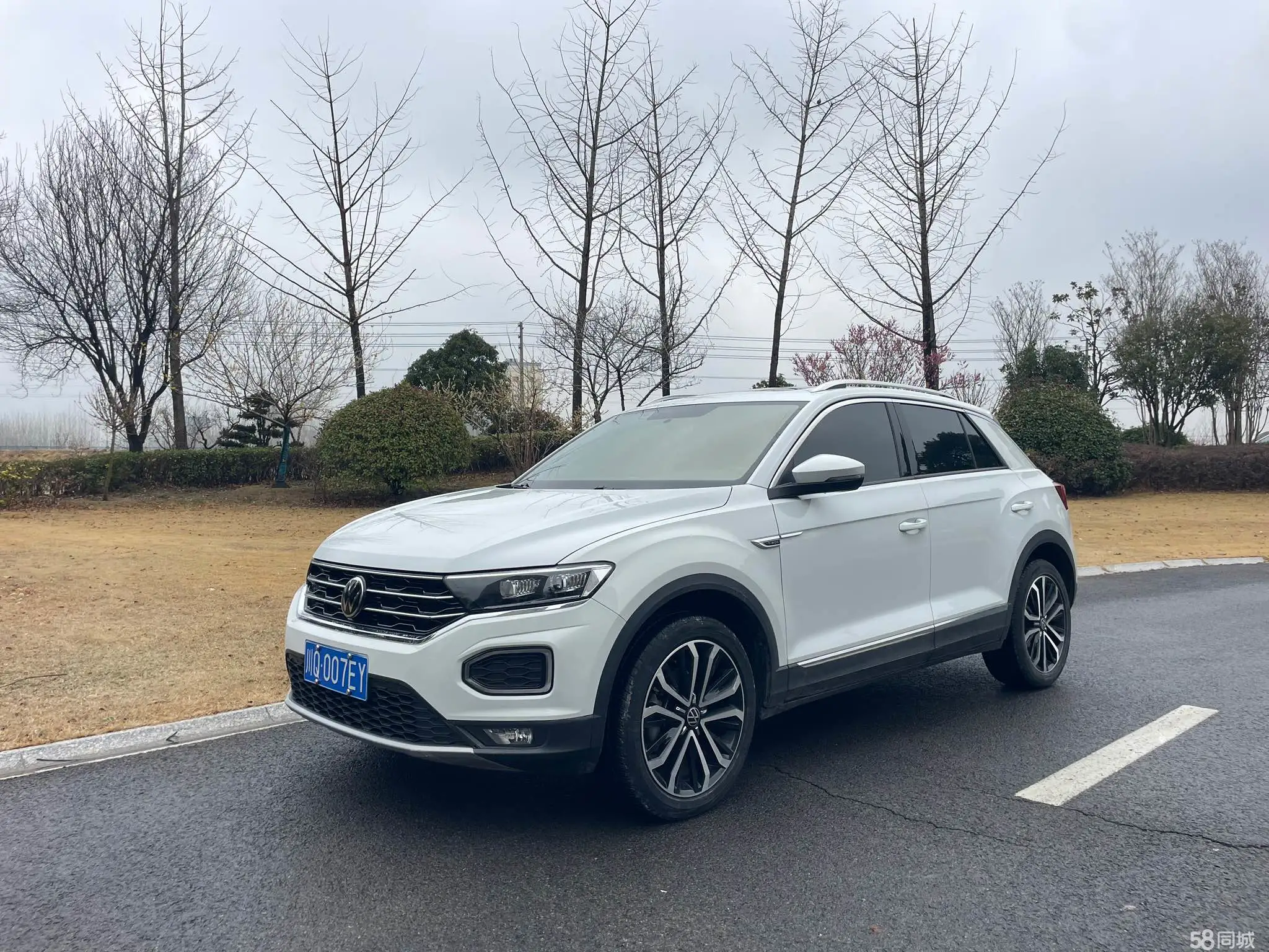 Volkswagen T-Roc 2022 Volkswagen T-Roc 2022 car image