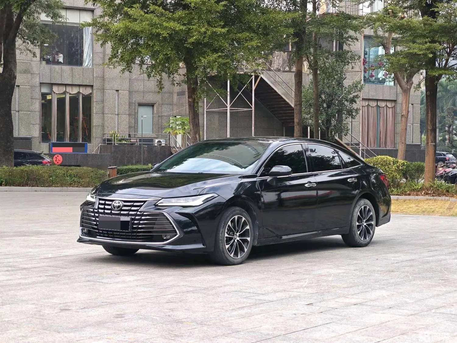 Toyota Avalon 2022 汽车图片 