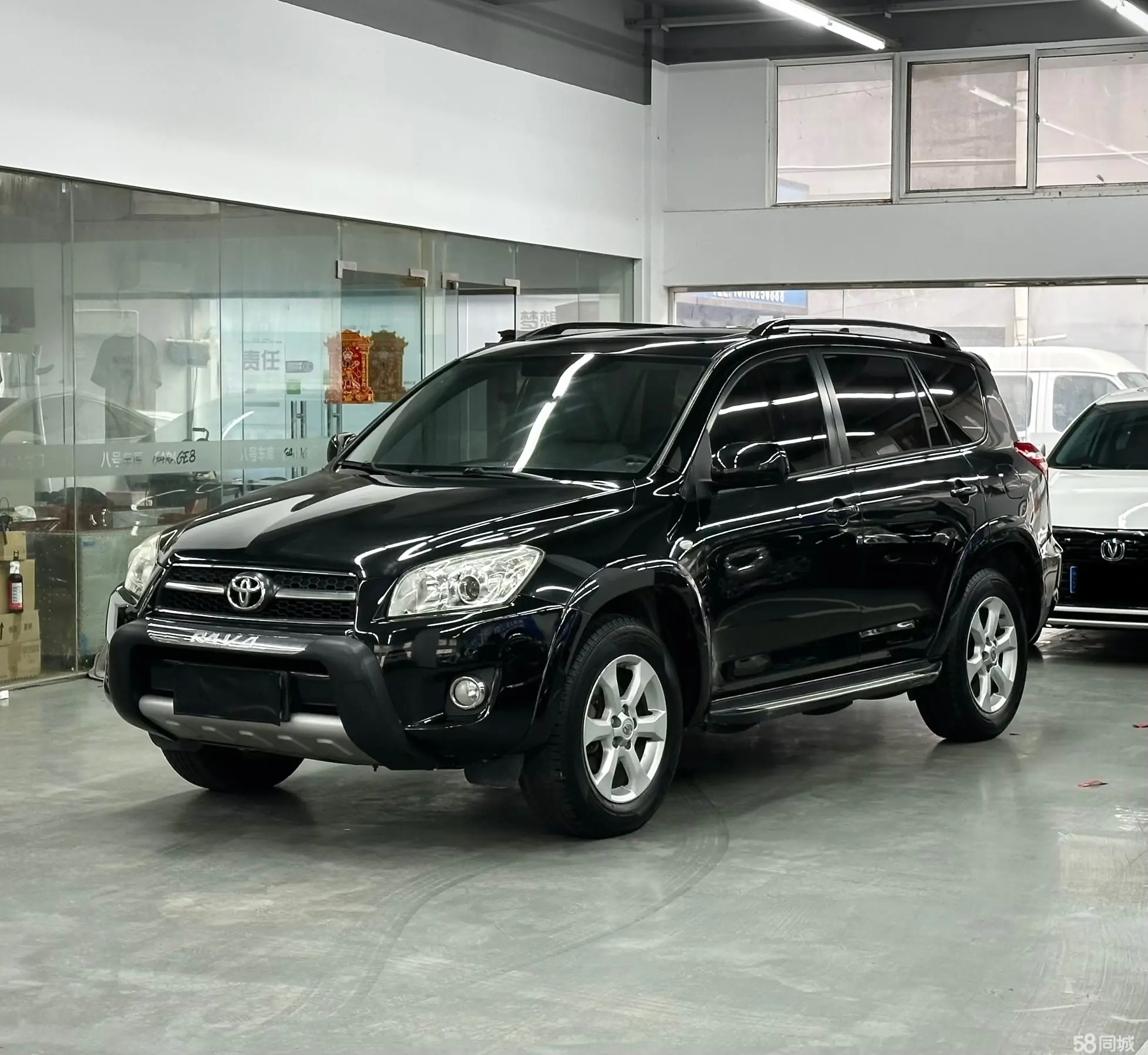 Toyota RAV4 2009 car image 
