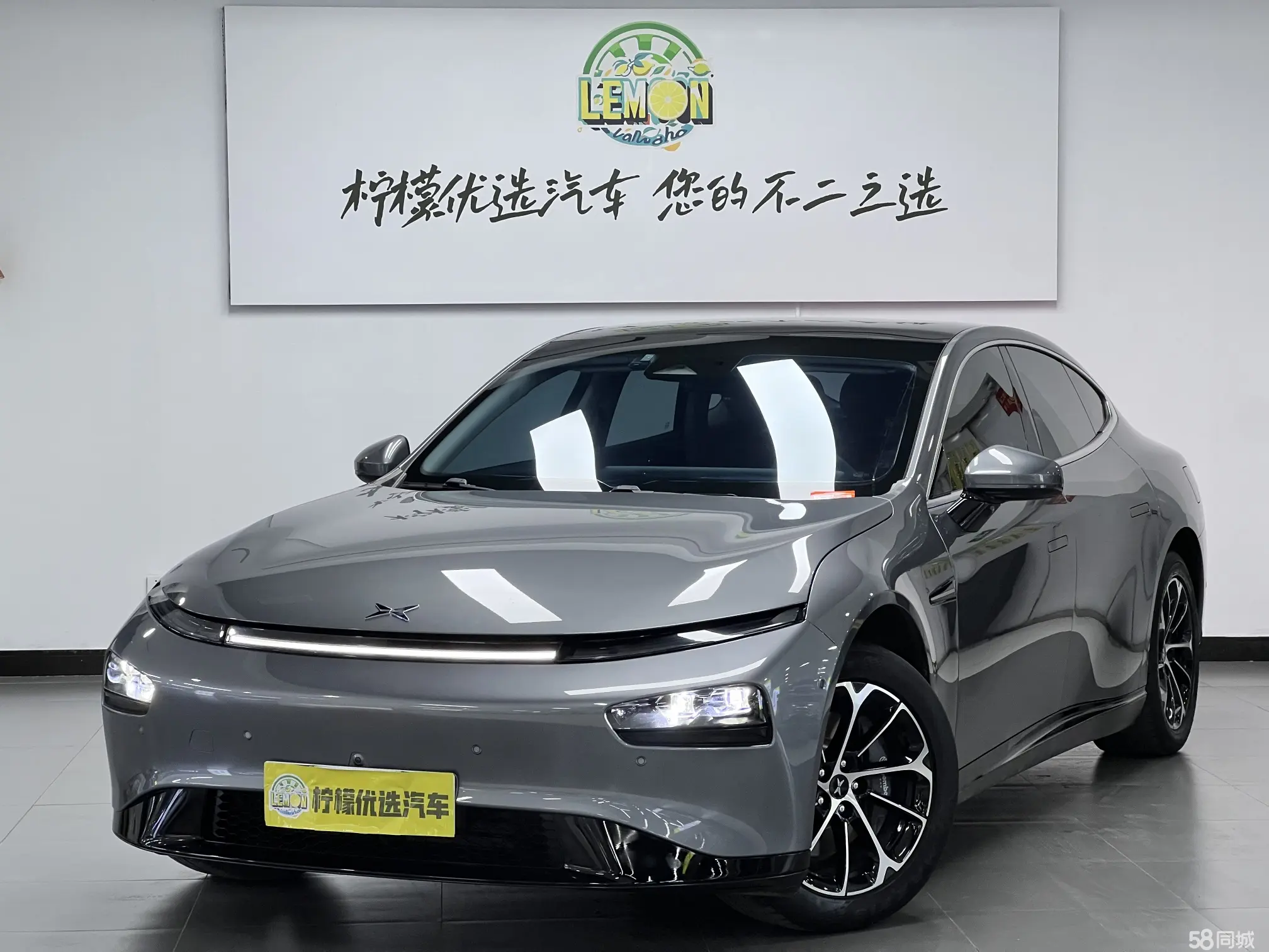 Xpeng P7 2020 汽车图片 