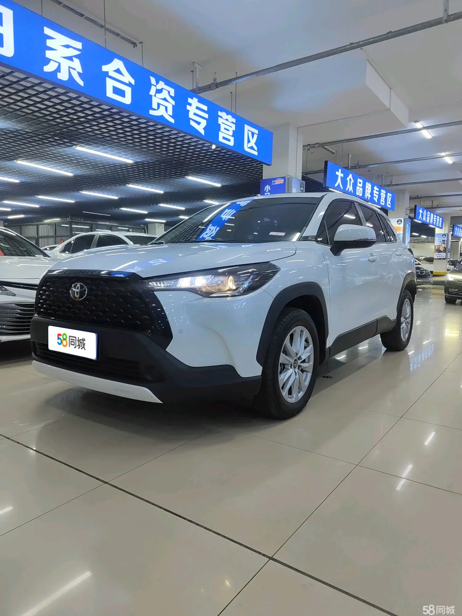 Toyota Corolla Cross 2025 car image 