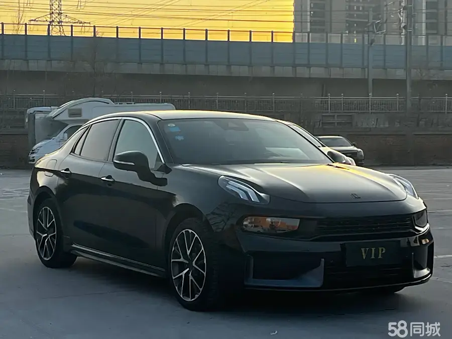 Lynk & Co 03 2018 car image 