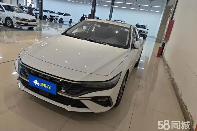 现代 伊兰特 2025 汽车图片 