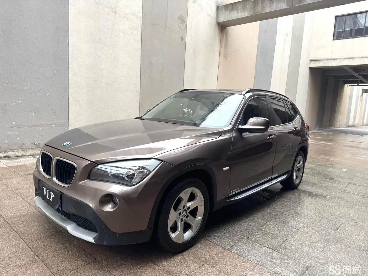 BMW X1 2012 BMW X1 2012 car image