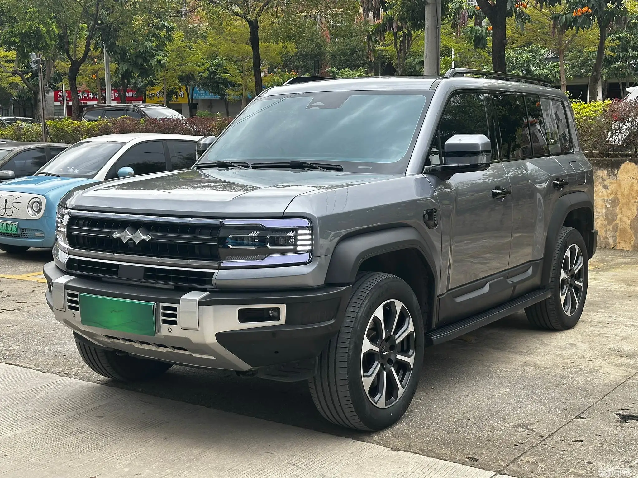 FangChengBao Leopard 5 2023 immagine di auto 