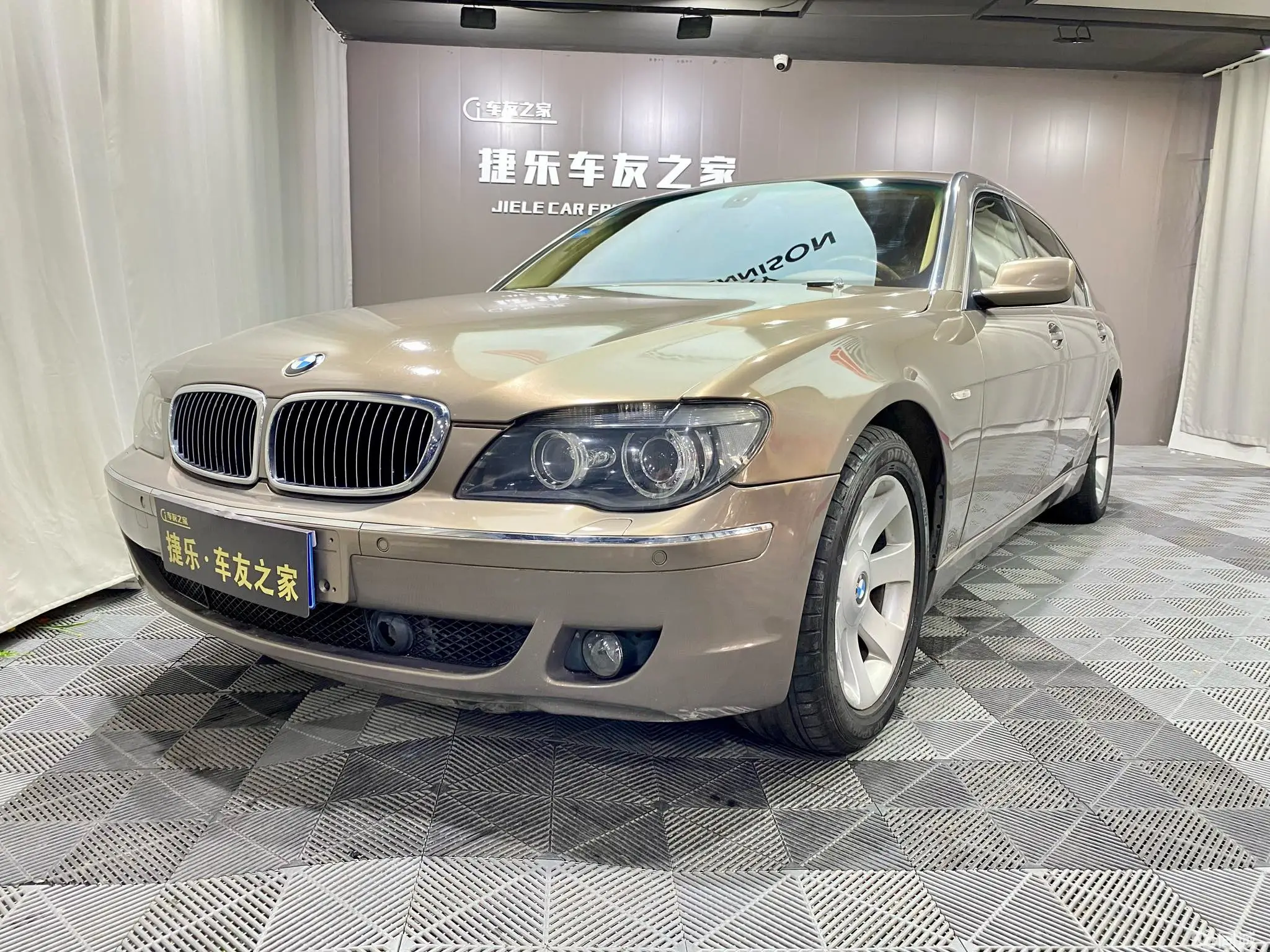 BMW 7 Series 2007 汽车图片 