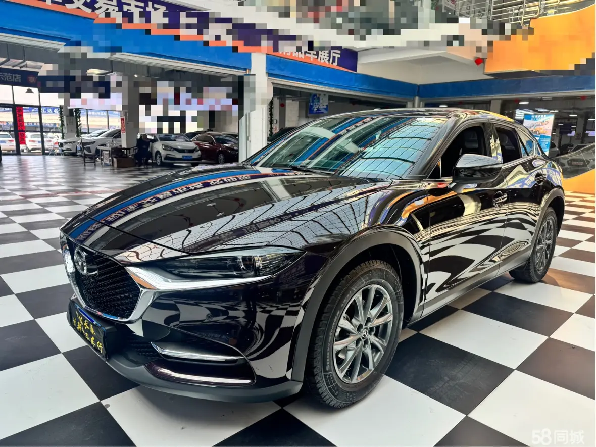 Mazda CX-4 2023 汽车图片 