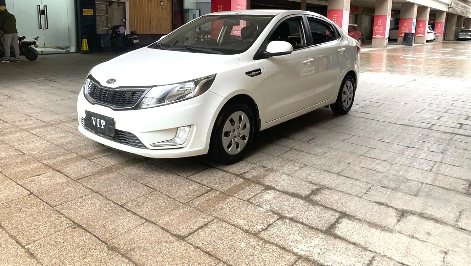 Kia K2 2011 汽车图片 