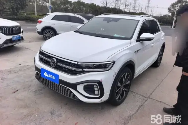 Volkswagen T-Roc 2023 汽车图片 