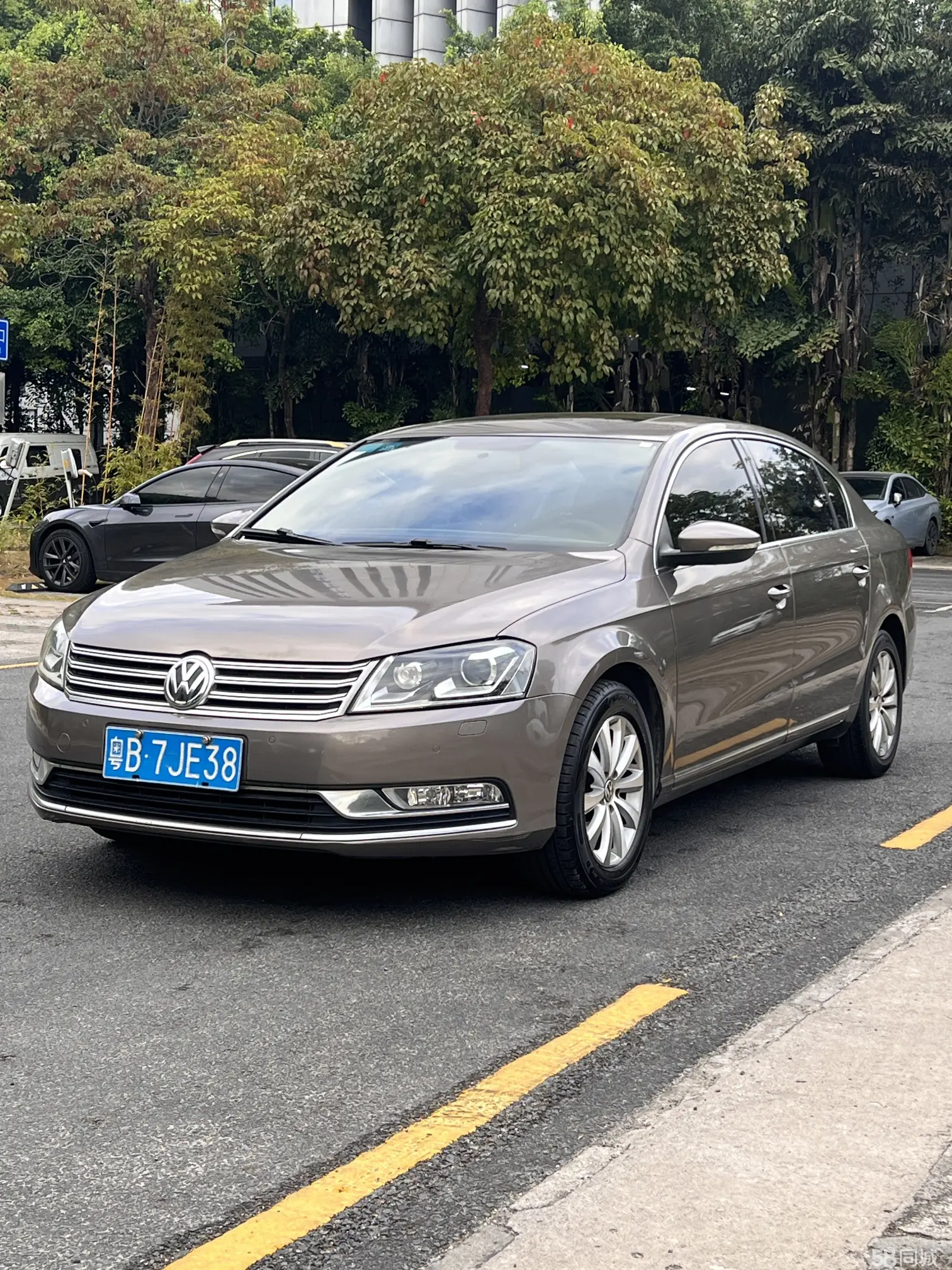 Volkswagen Magotan 2013 car image 