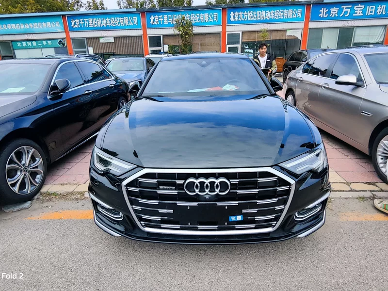 Audi A6L e-tron 2024 Audi A6L e-tron 2024 immagine di auto