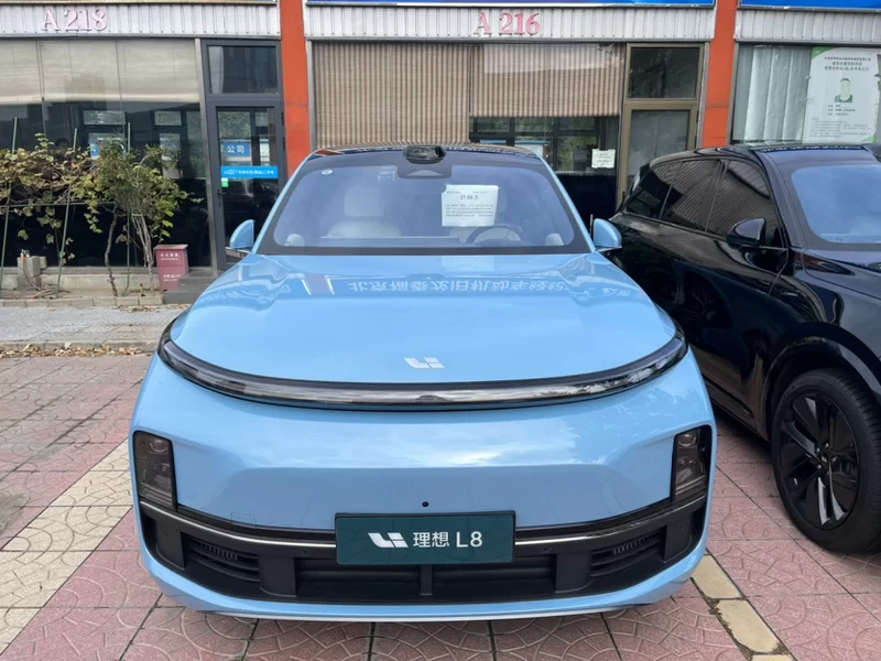 Li L8 2024 изображение автомобиля 