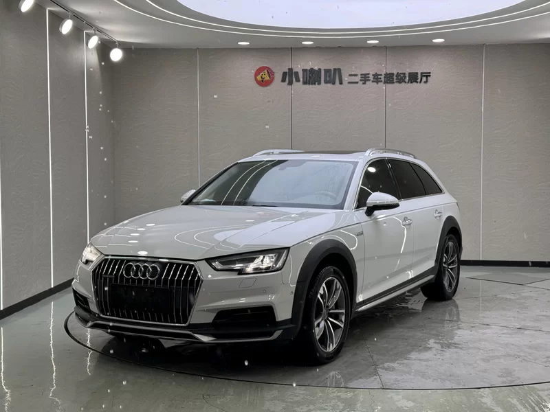 Audi A4 2019 car image 