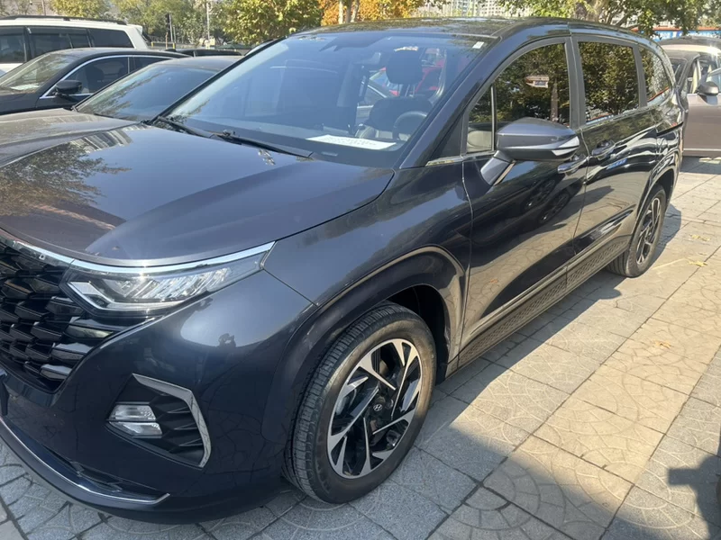 Hyundai Custo 2023 car image 