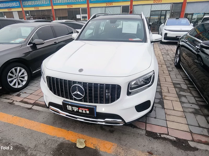 Mercedes-Benz GLB Class 2021 汽车图片 
