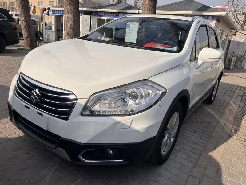 Suzuki S-Cross 2014 صورة سيارة 